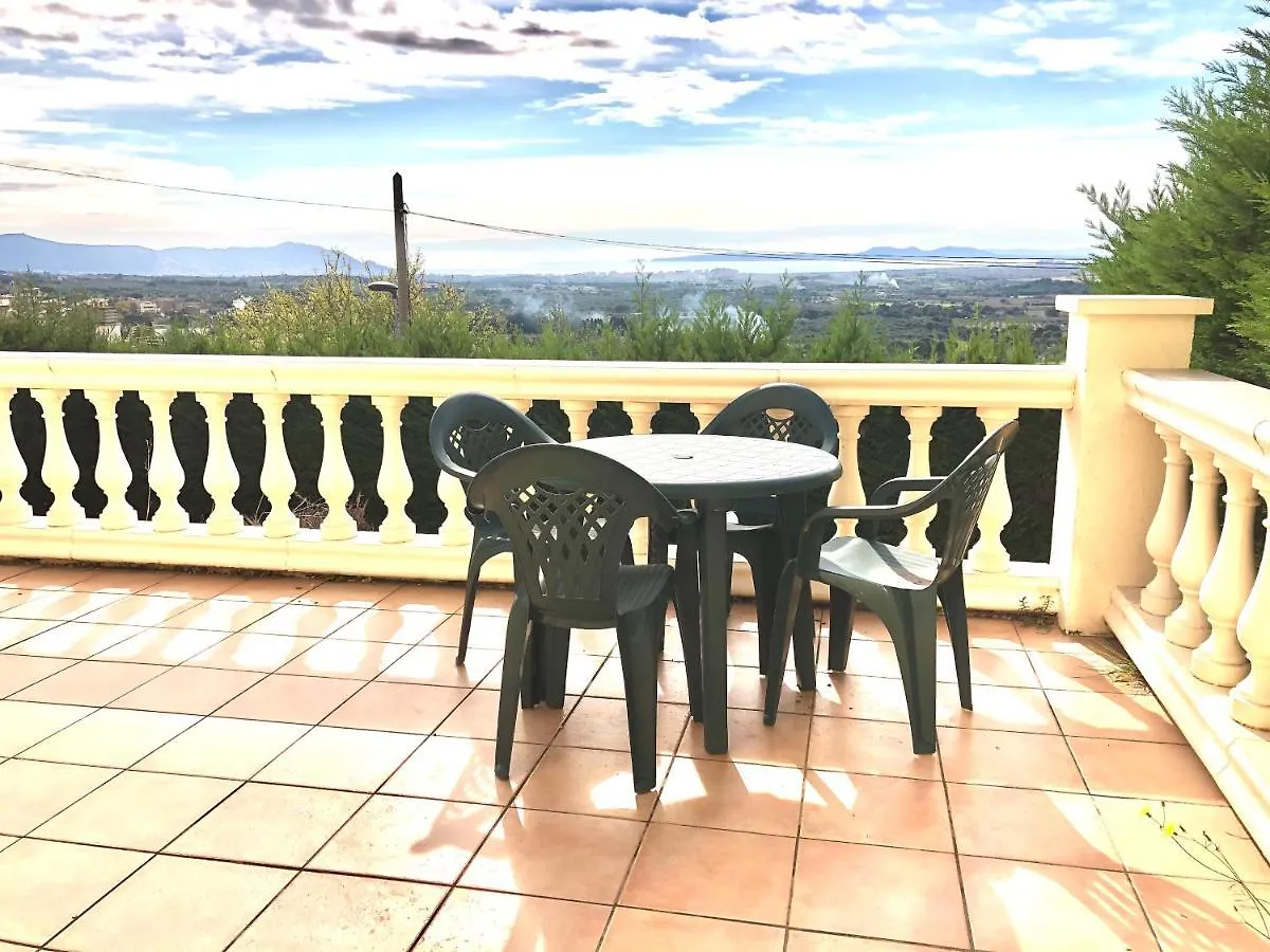 Villa Belgica 10 Personas Palau Saverdera Spain